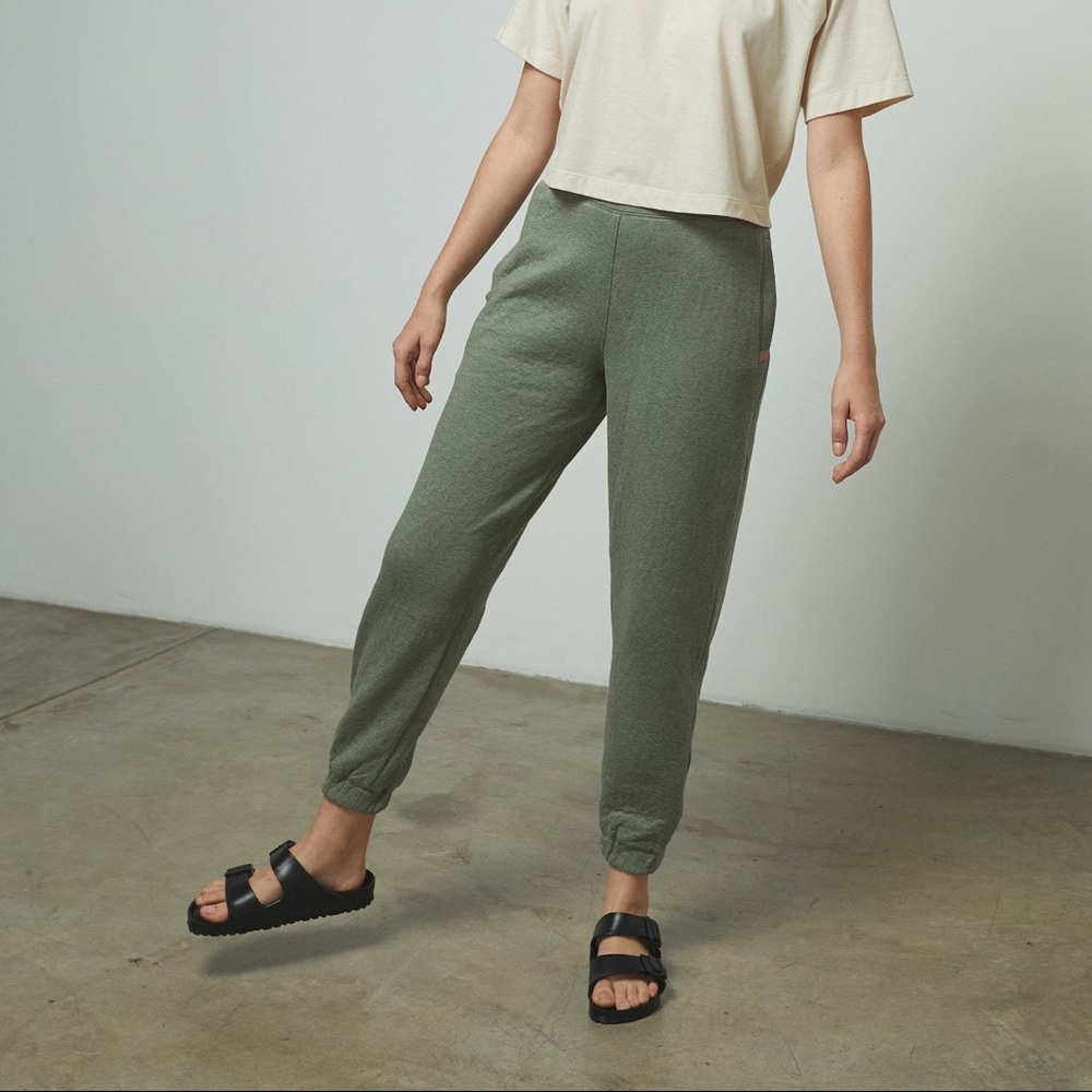 NEW Lunya Restore Double Faced Pant in Humble Green Heather Size Medium
